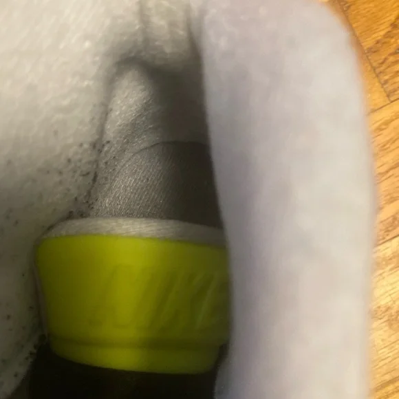 Mens Nike Air Trainer and Neon Green Athletic Shoes - Picture 14 of 15